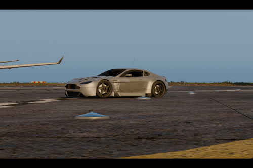 Aston Martin Vantage: Race handling
